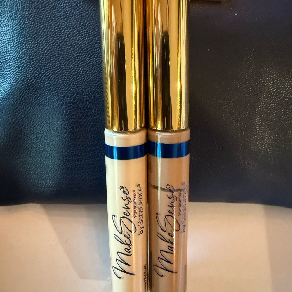 SeneGence MakeSense Concealer - Cream and Gold